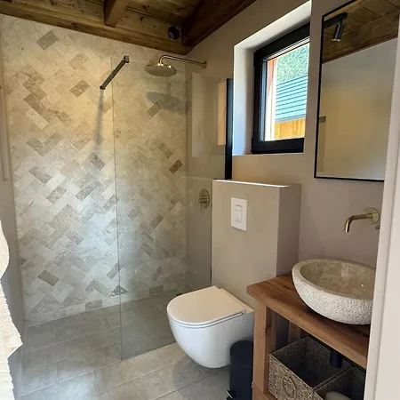 Luksusowe Nad Jeziorem Zapach Sosny Jacuzzi Sauna Kaszuby בית נופש *